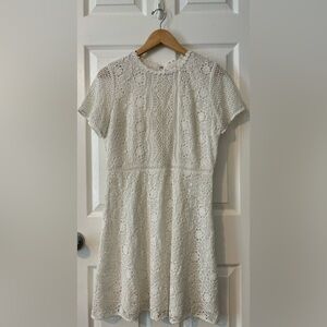 Ann Taylor Loft White Size 6 Lace Dress- Pristine Condition